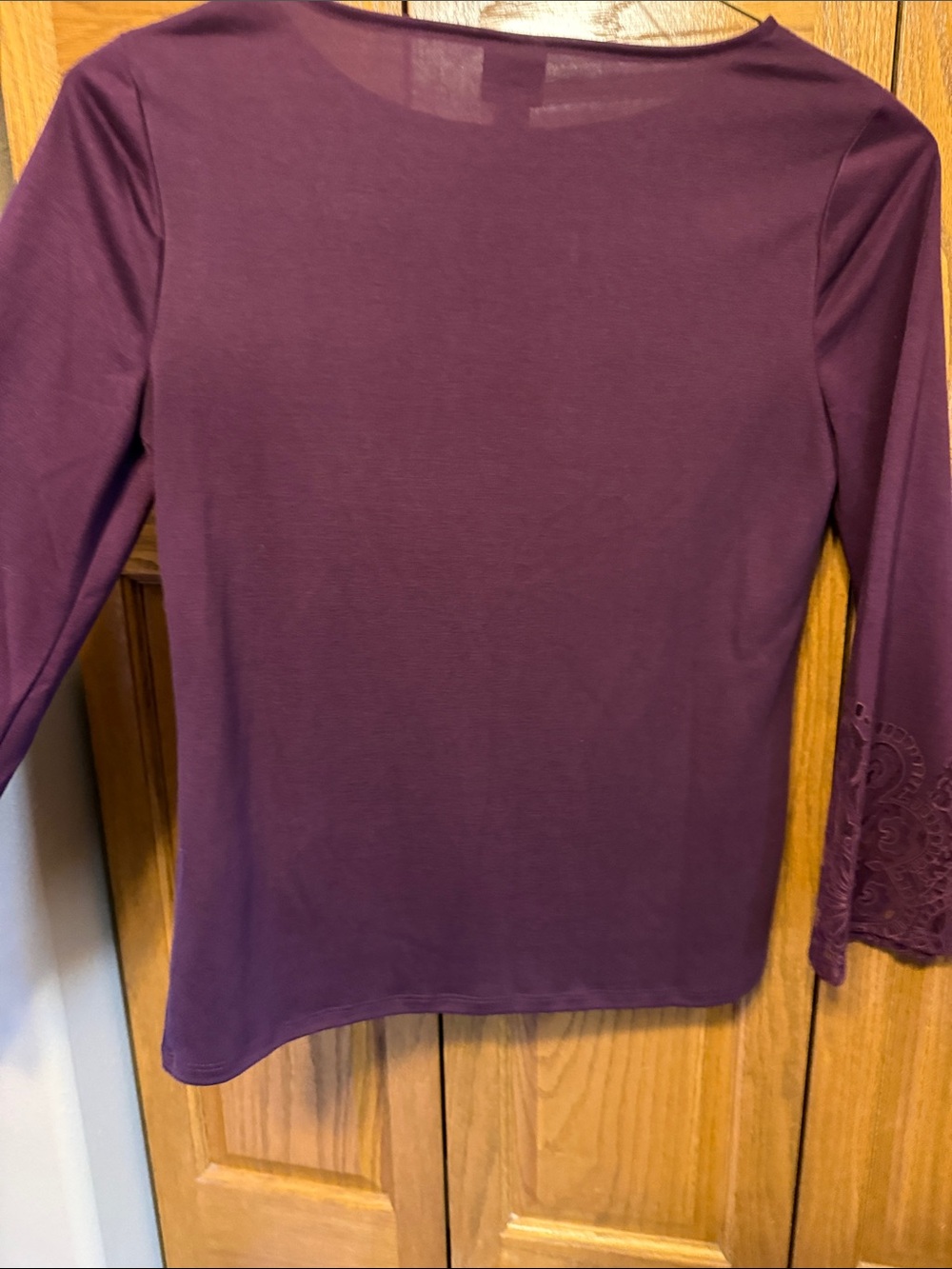 Chico's Plum Long Sleeve Crewneck Top with Lace Cuff Detail- Size 0 - Picture 8 of 9